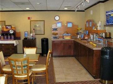 Hotel Holiday Inn Express Alpharetta (windward Pkwy)
