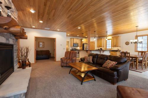 Apartamento Copperwood #9 - Hiller Vacation Homes Condo