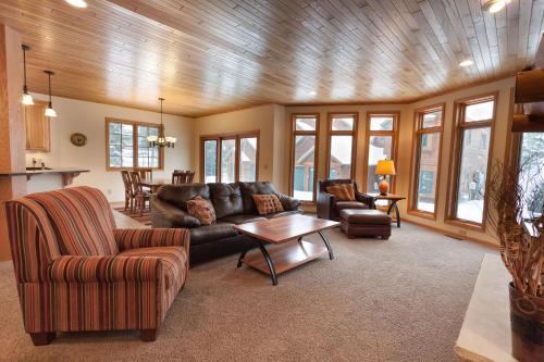 Apartamento Copperwood #9 - Hiller Vacation Homes Condo