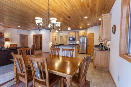 Apartamento Copperwood #9 - Hiller Vacation Homes Condo