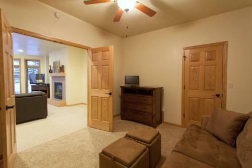 Apartamento Copperwood #7 - Hiller Vacation Homes Condo