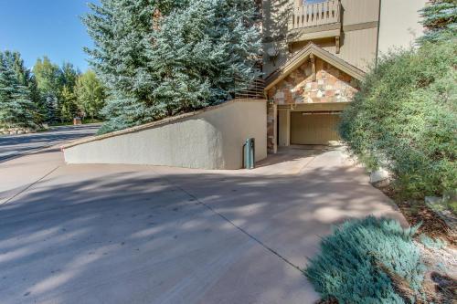 Pinecone Lodge In Arrowhead