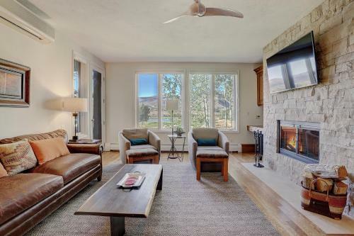 Apartamento 2br Gorgeous & Updated Condo Arrowhead Condo