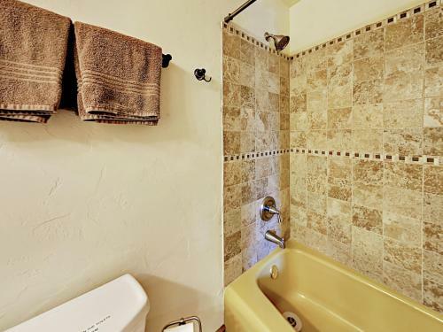 4683 Bellyache Ridge Rd Home