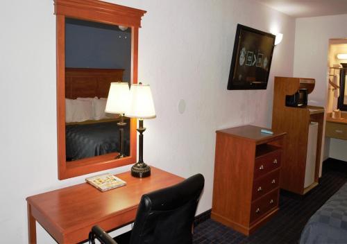 Hotel Desert Inn