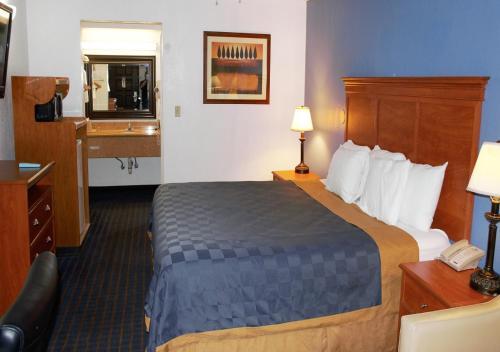 Hotel Desert Inn