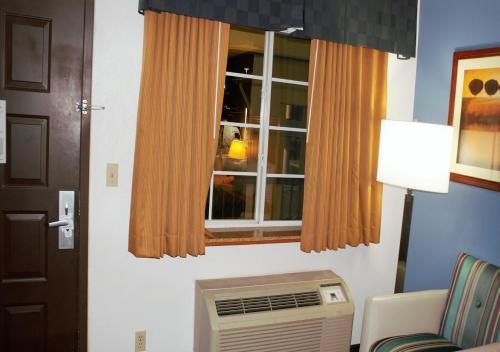 Hotel Desert Inn