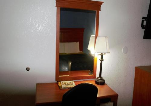 Hotel Desert Inn