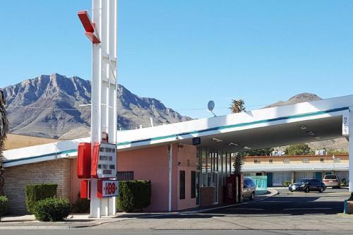 Beverly Crest Motor Inn
