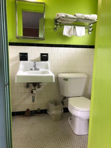 Etown Motel