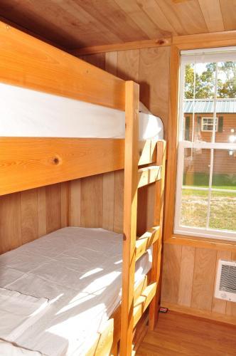 Plymouth Rock Camping Resort Deluxe Cabin 18