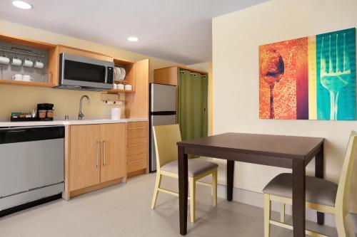 Hotel Home2 Suites By Hilton Elko
