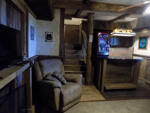 Birds Eye View Cabin