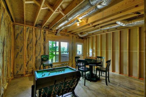 Gilead's Balm Cabin