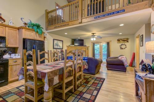 Coosawattee Hideaway