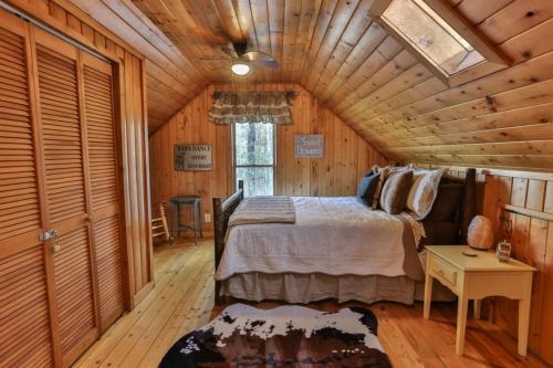 Bear Rock Lodge