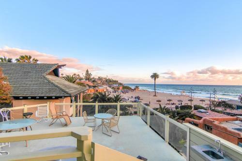 Moonlight Beach Home