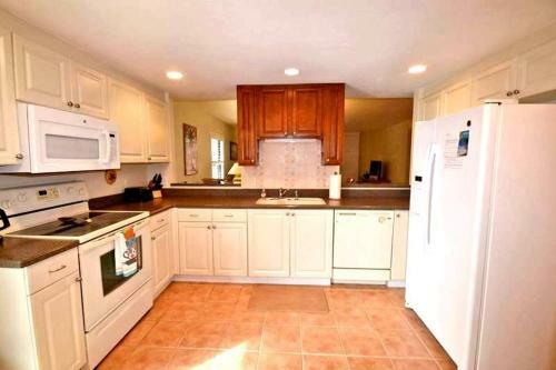 Barefoot Beach 501
