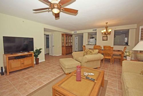 Barefoot Beach 501