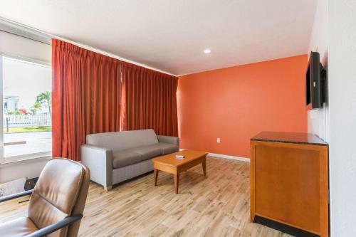 Hotel Studio 6 Englewood