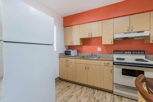 Hotel Studio 6 Englewood