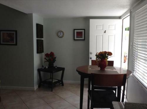 Villa One Bedroom Paradise Cove Unit 4