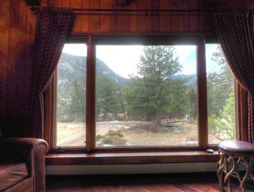 Tatanka Cabin