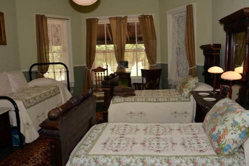 Dunraven Lodge