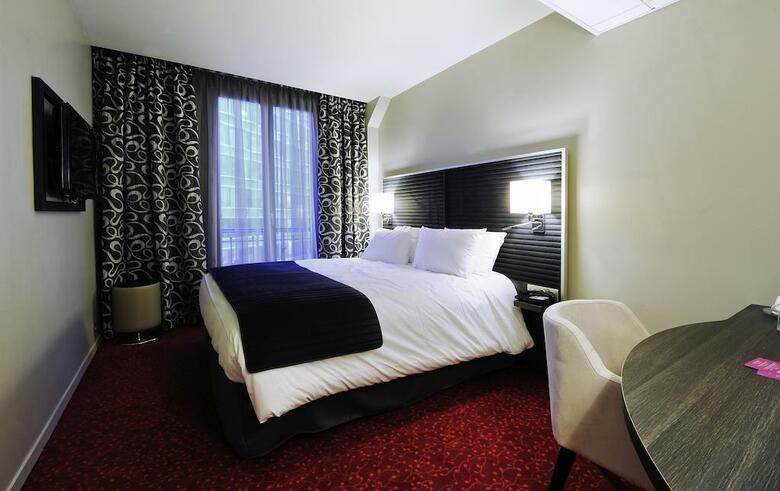 Hotel Mercure Paris Plaza Pont Mirabeau