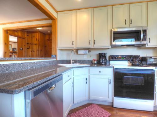 High Drive Cabin 2161