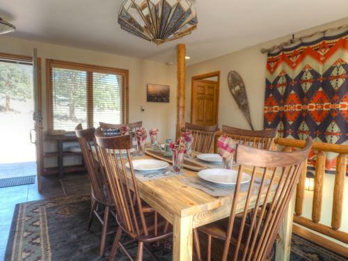 High Drive Cabin 2161
