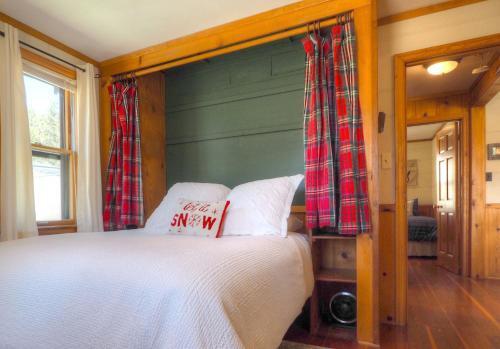 High Drive Cabin 2161
