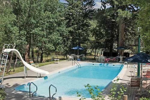 Hotel Nicky's Resort