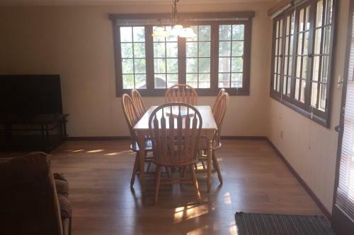Peak View Cabin