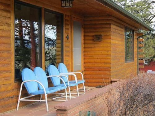 Coyote Cabin