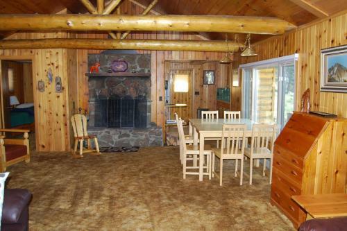 High Pines Cabin