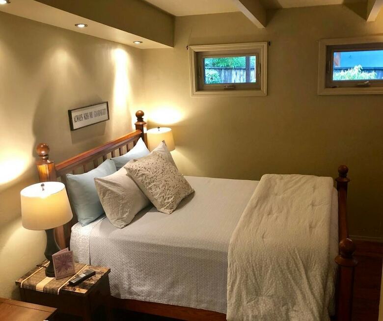 Bailey Lane~2.5 Miles To Autzen Stadium~sleeps 4