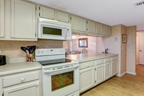 Atlantis #301 Apartment