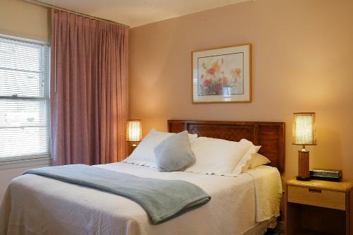 Hotel Peninsula Park-view Resort