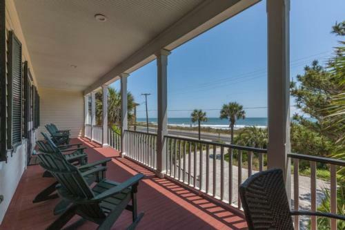 East Ashley Avenue 1414 - Trade Winds Home