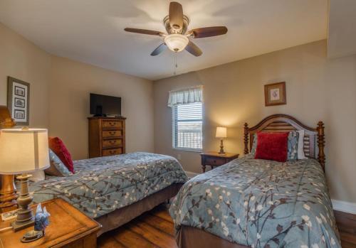 Apartamento Chas. Oceanfront 308 Condo