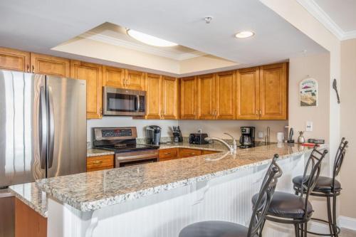 Apartamento Chas. Oceanfront 308 Condo