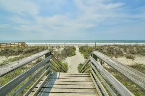 West Ashley Avenue 0420 - Sandy Bottoms Home