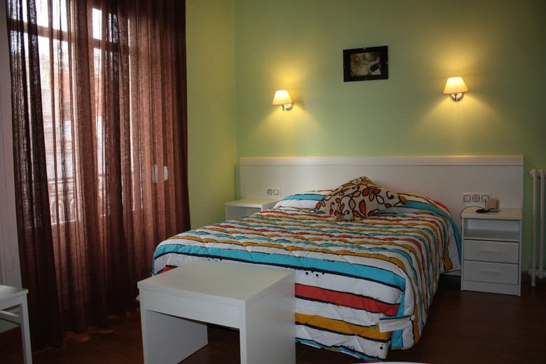 Hostal Madrid Gran V�a Lxiii