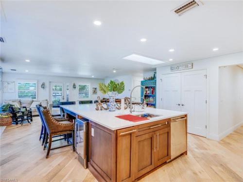 190 Aberdeen Ave Home