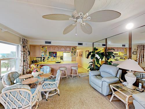 Apartamento 100 Estero Blvd Condo Unit 235