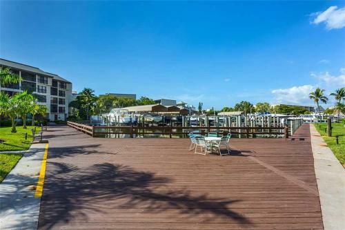 Santa Maria 306, 3 Bedrooms, Pool Access, Sleeps 6