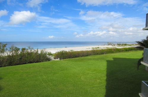 Estero Beach & Tennis #205c Apartment