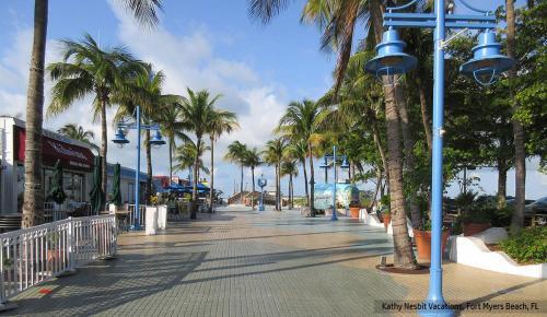 Estero Beach & Tennis #205c Apartment