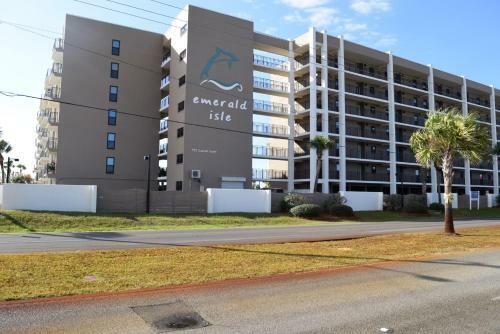Apartamento Emerald Isle 312 Condo